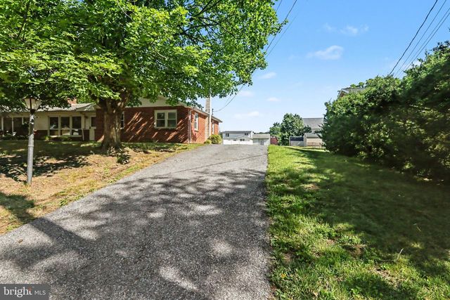 4722 CLARENDON ST, Harrisburg, PA 17109