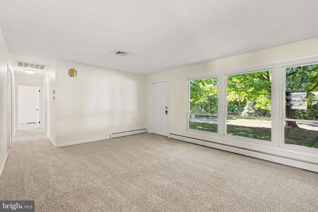 4722 CLARENDON ST, Harrisburg, PA 17109