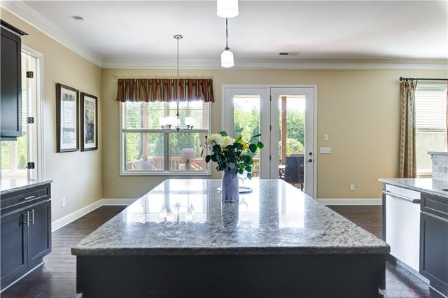 2454 Brewer Way NE, Marietta, GA 30066