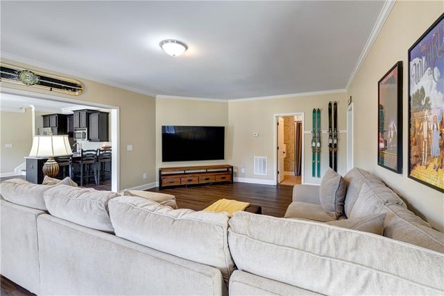 2454 Brewer Way NE, Marietta, GA 30066