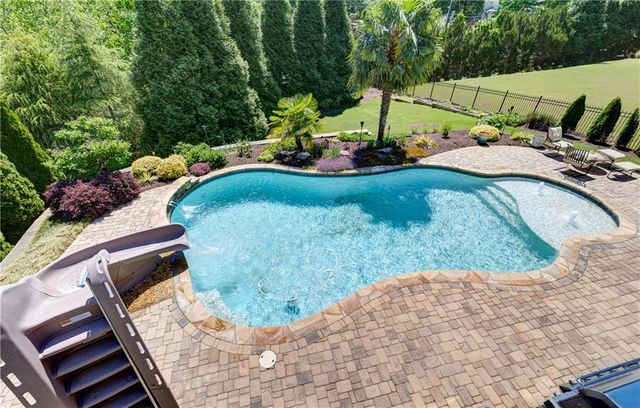 2454 Brewer Way NE, Marietta, GA 30066