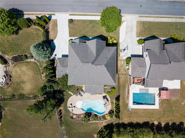 2454 Brewer Way NE, Marietta, GA 30066