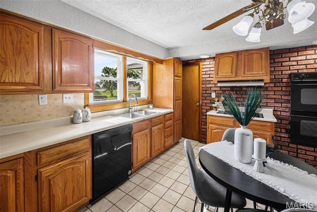 113 N Old Bethalto Road, Bethalto, IL 62010