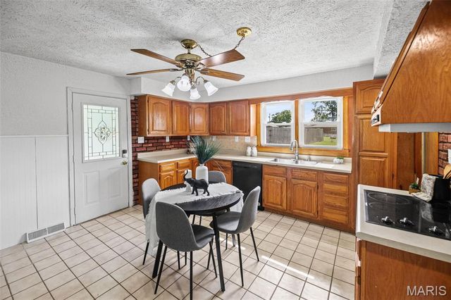 113 N Old Bethalto Road, Bethalto, IL 62010