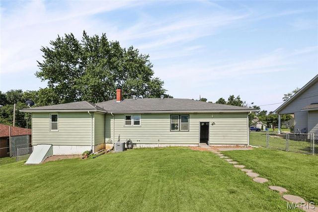 113 N Old Bethalto Road, Bethalto, IL 62010