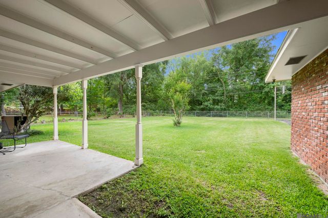 9140 Ventura Dr, Baton Rouge, LA 70815