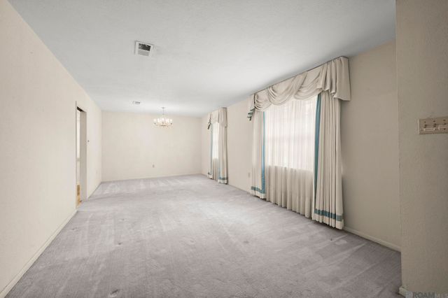 9140 Ventura Dr, Baton Rouge, LA 70815