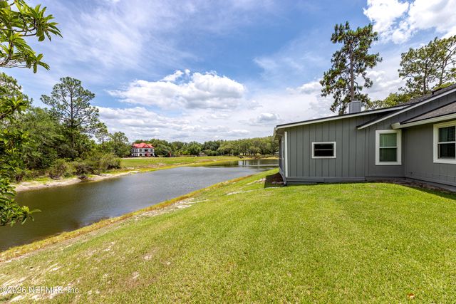 8801 IVYMILL Place N, Jacksonville, FL 32244