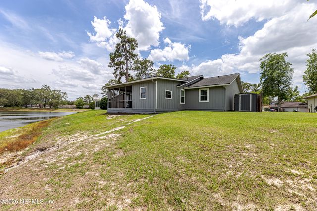 8801 IVYMILL Place N, Jacksonville, FL 32244
