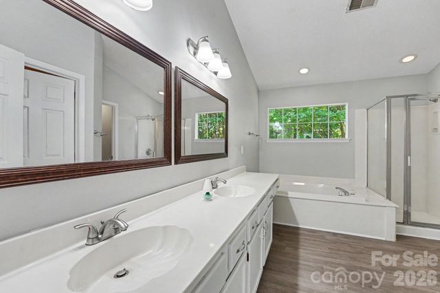 8716 Barrister Way, Charlotte, NC 28216