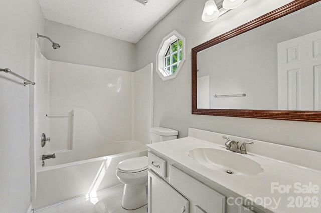 8716 Barrister Way, Charlotte, NC 28216
