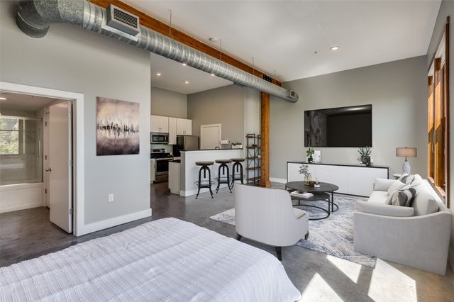 2502 Live Oak Street 226, Dallas, TX 75204