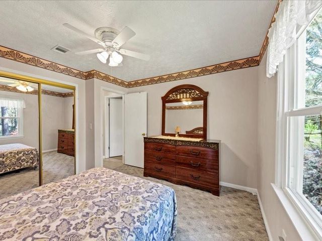 5221 La Paloma SW Drive, Lilburn, GA 30047