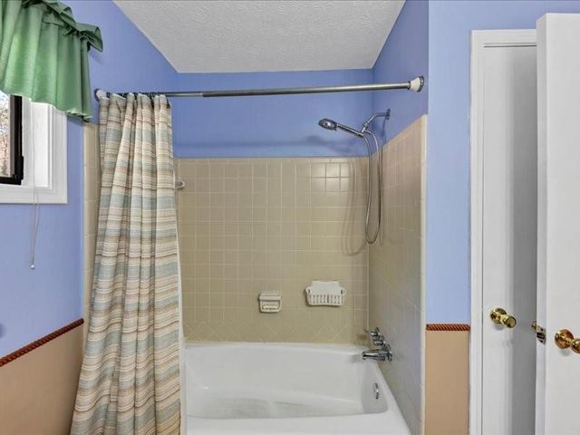 5221 La Paloma SW Drive, Lilburn, GA 30047