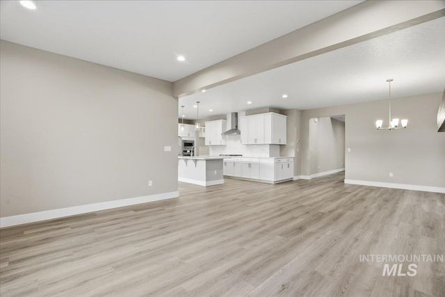 6153 N Senita Hills Ave, Meridian, ID 83646