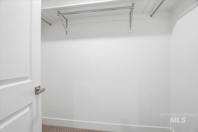 6153 N Senita Hills Ave, Meridian, ID 83646