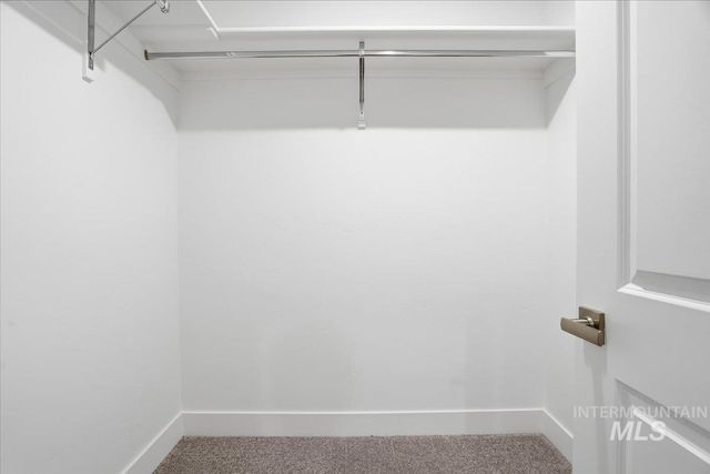 6153 N Senita Hills Ave, Meridian, ID 83646