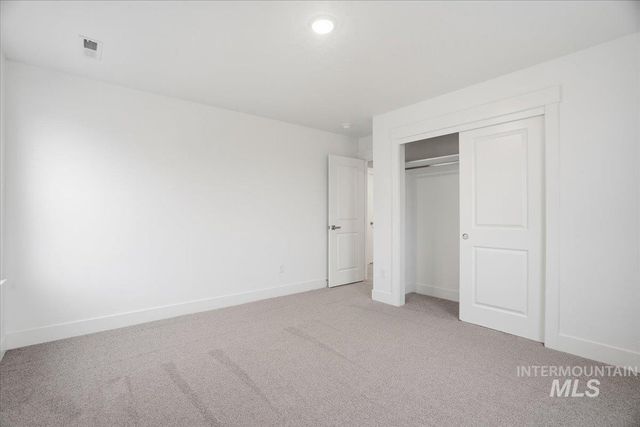 6153 N Senita Hills Ave, Meridian, ID 83646