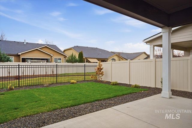 6153 N Senita Hills Ave, Meridian, ID 83646
