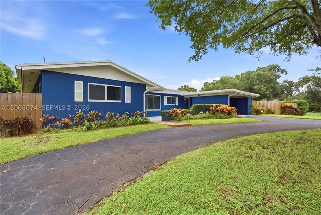 341 SW 54th Ave, Plantation, FL 33317