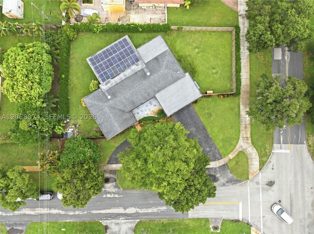 341 SW 54th Ave, Plantation, FL 33317