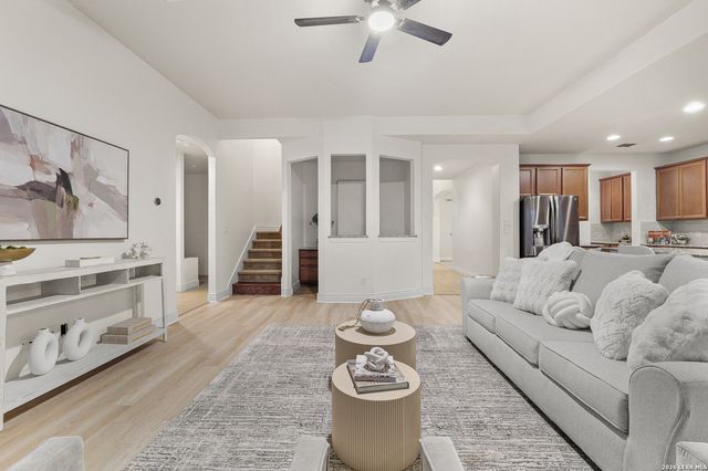 2727 Running Fawn, San Antonio, TX 78261