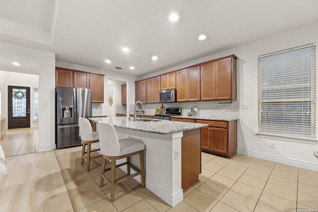 2727 Running Fawn, San Antonio, TX 78261