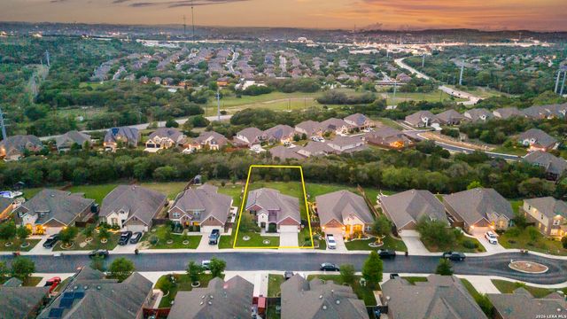 2727 Running Fawn, San Antonio, TX 78261