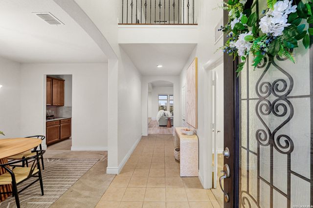 2727 Running Fawn, San Antonio, TX 78261