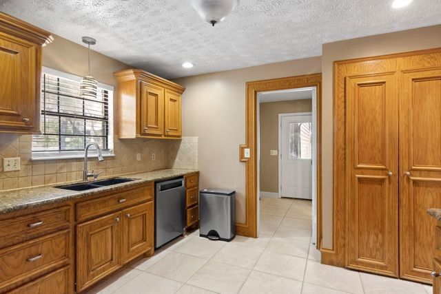 7811 17th Green Drive, Humble, TX 77346