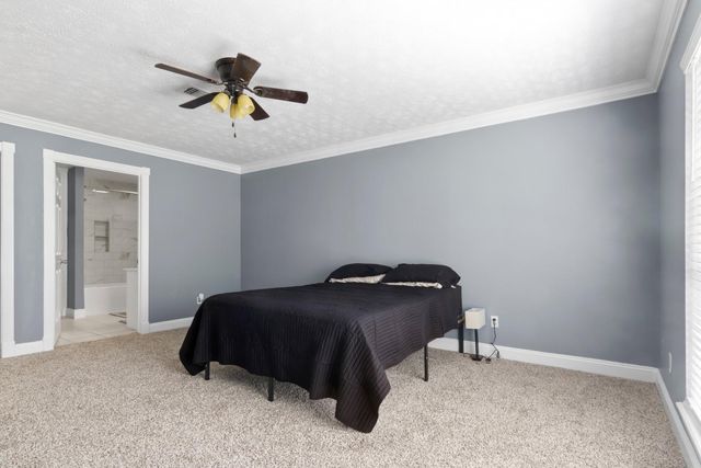 7811 17th Green Drive, Humble, TX 77346