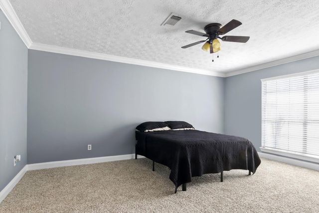 7811 17th Green Drive, Humble, TX 77346