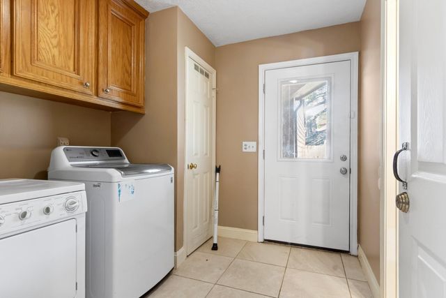 7811 17th Green Drive, Humble, TX 77346