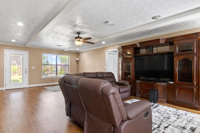 7811 17th Green Drive, Humble, TX 77346