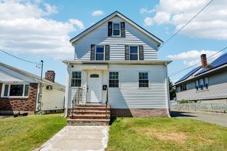 66 Washington Ave, Revere, MA 02151