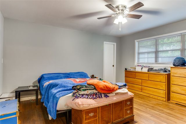 501 Lindsey Street, Bowie, TX 76230