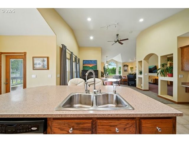 84634 WINESAP Rd, Milton Freewater, OR 97862