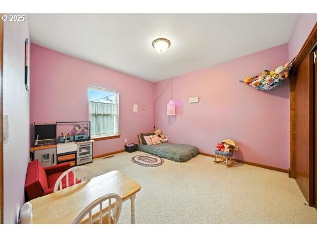 84634 WINESAP Rd, Milton Freewater, OR 97862