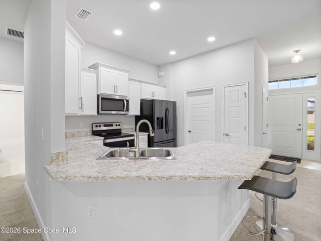 655 Kylar Drive NW, Palm Bay, FL 32907