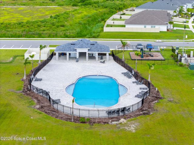 655 Kylar Drive NW, Palm Bay, FL 32907