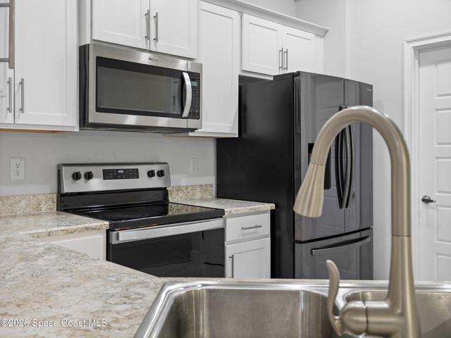 655 Kylar Drive NW, Palm Bay, FL 32907