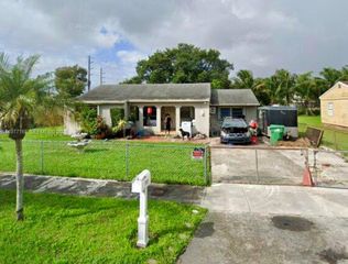 9528 Little River Blvd, Miami, FL 33147