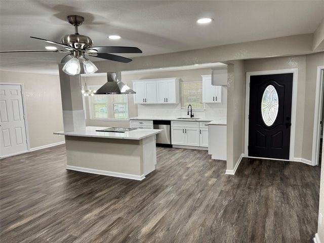 311 Ravenhead Drive, Houston, TX 77034