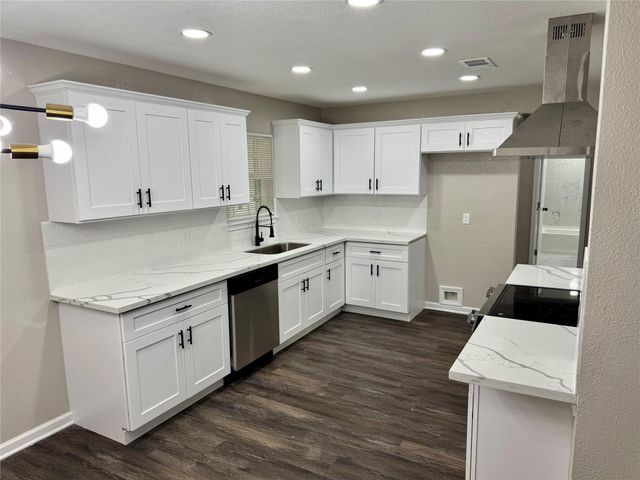 311 Ravenhead Drive, Houston, TX 77034