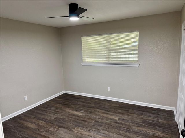 311 Ravenhead Drive, Houston, TX 77034