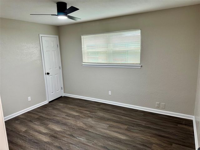 311 Ravenhead Drive, Houston, TX 77034