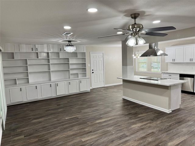 311 Ravenhead Drive, Houston, TX 77034