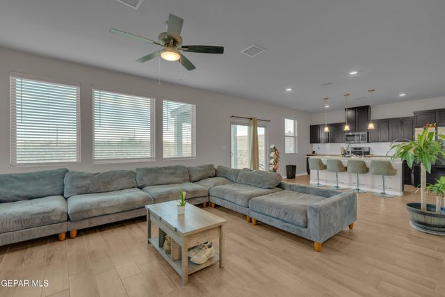 1680 SAM DOMINGUEZ, El Paso, TX 79928