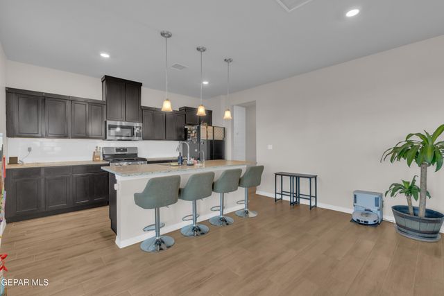 1680 SAM DOMINGUEZ, El Paso, TX 79928