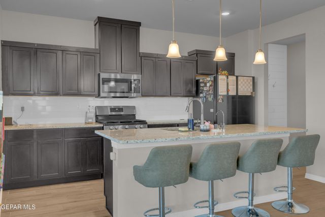 1680 SAM DOMINGUEZ, El Paso, TX 79928